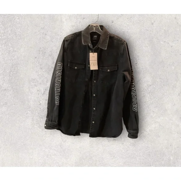 DENIM SHIRT JACKET W/ GRAPHICS - Picture 2 of 5